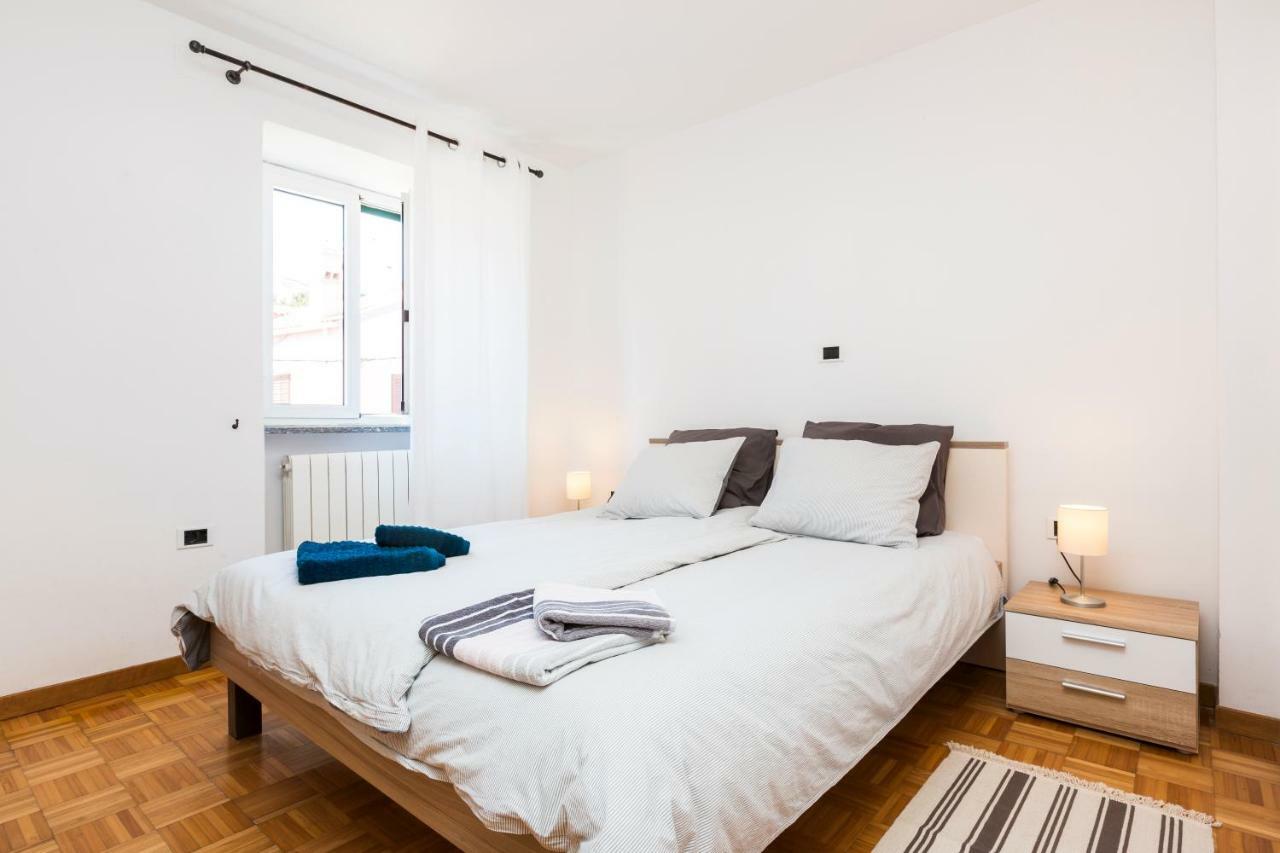 Apartments Antje Veli Lošinj Exteriör bild