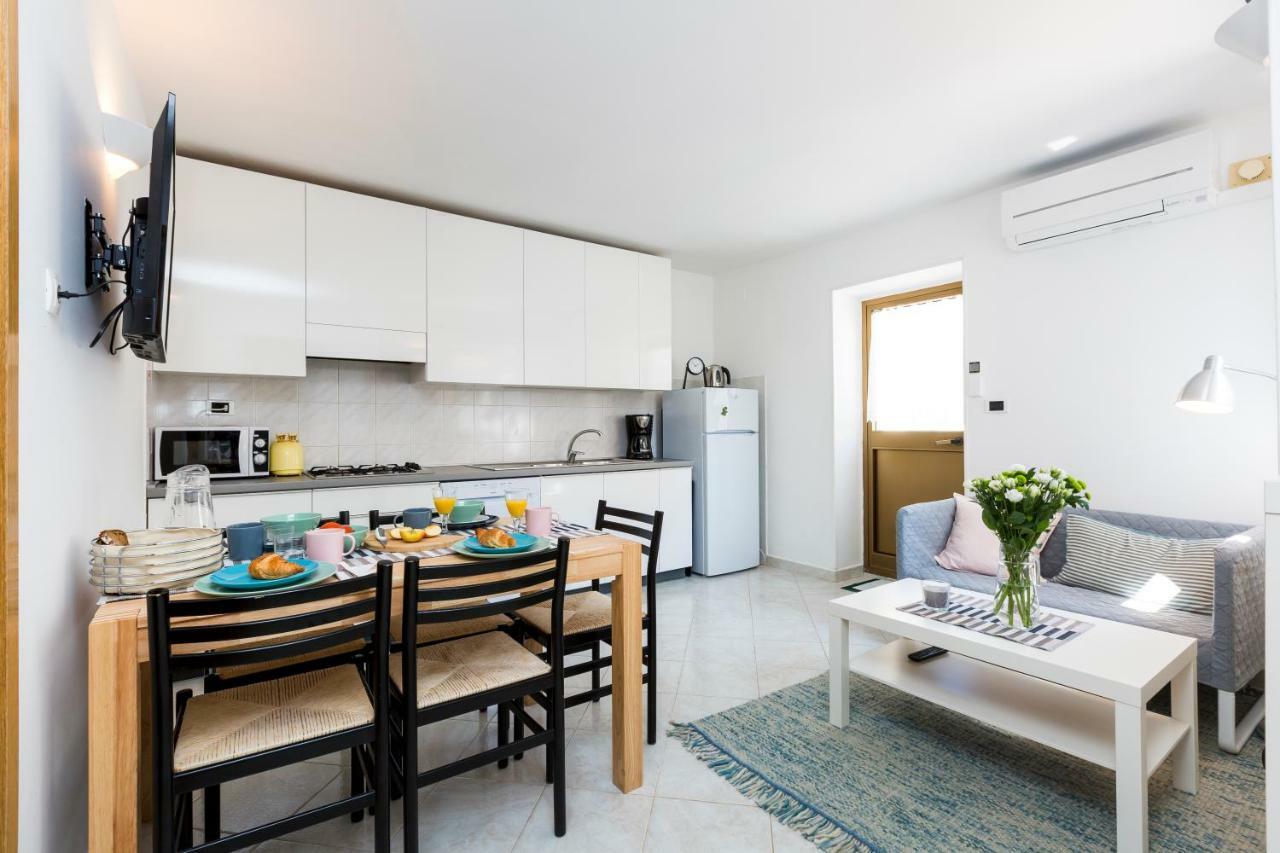 Apartments Antje Veli Lošinj Exteriör bild