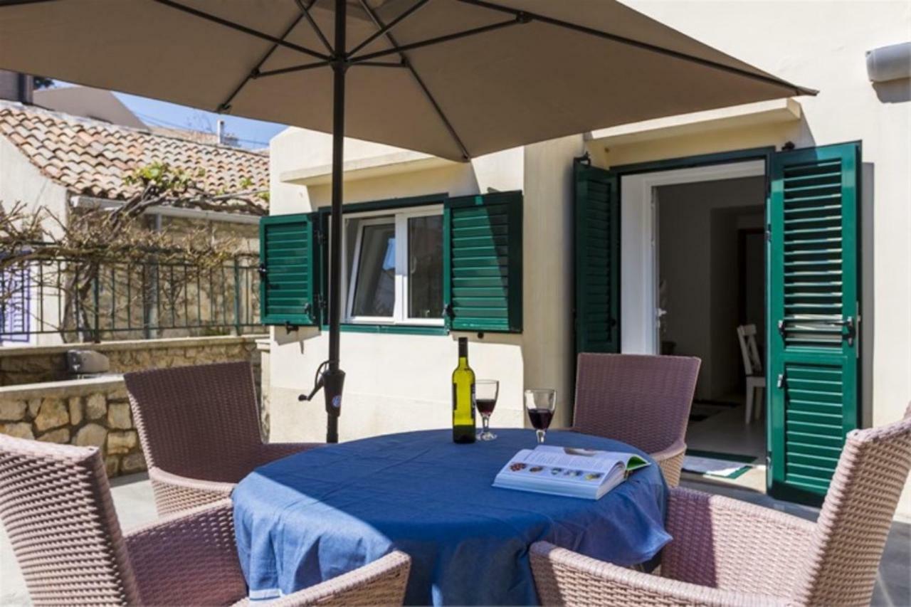 Apartments Antje Veli Lošinj Exteriör bild